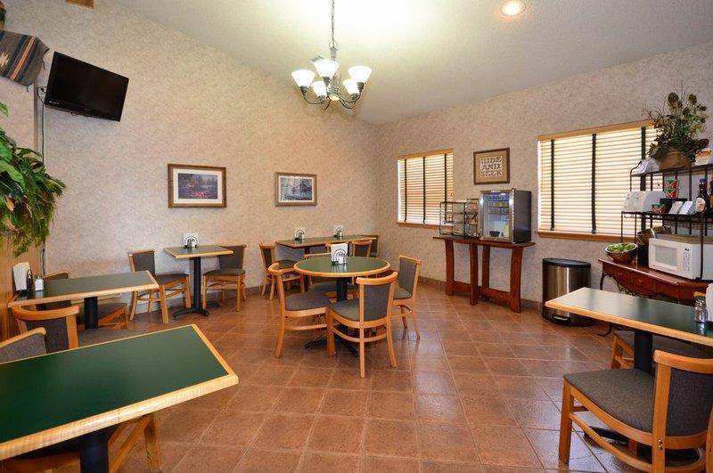 Best Western Timberridge Inn Grove Restaurant photo